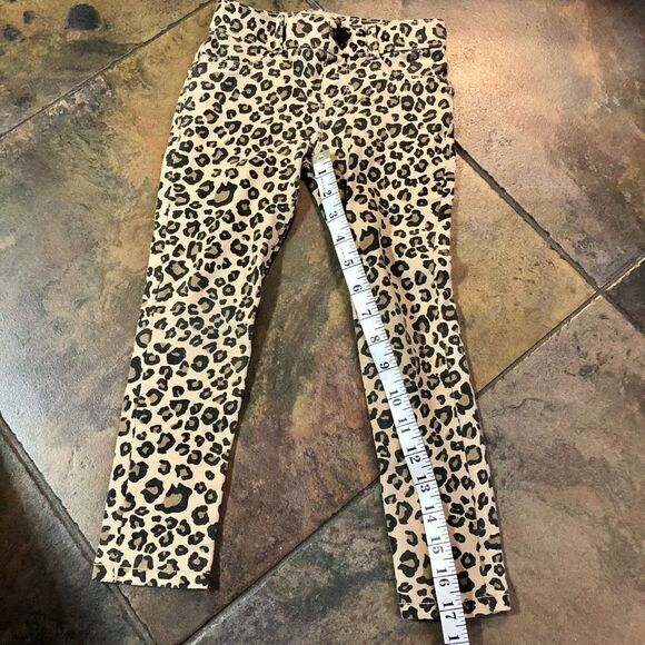 Girls Bundle 2 Pairs of Pants - Cheetah Pull-on Leggings, Snap with Elastic Wais - Picture 3 of 16